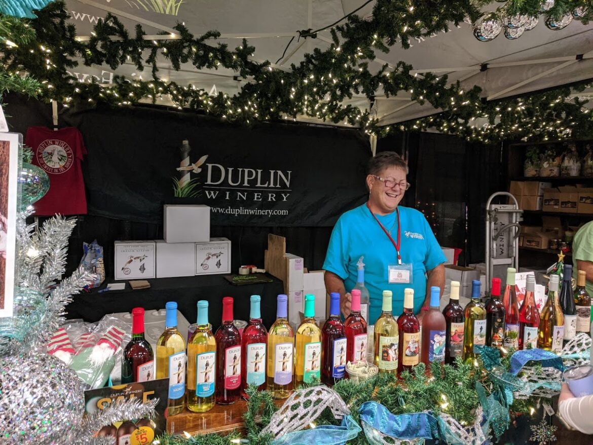 Holly Day Fair Returning November 47 2021 Fay By Choice